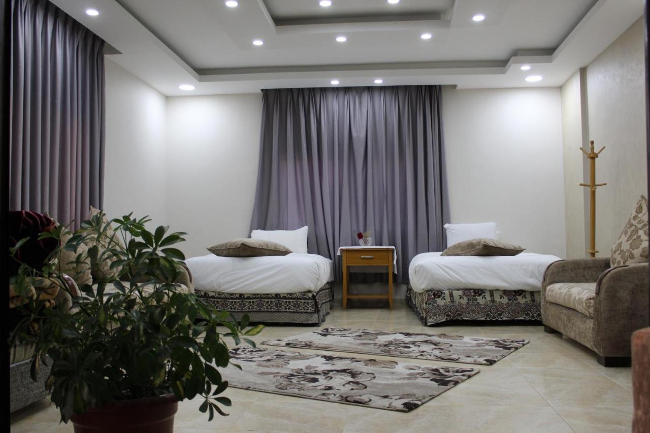 Petra Princess Balqees Hostel Wadi Musa Buitenkant foto