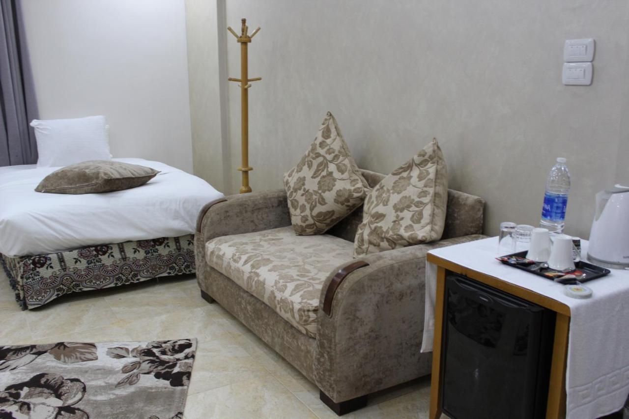 Petra Princess Balqees Hostel Wadi Musa Buitenkant foto