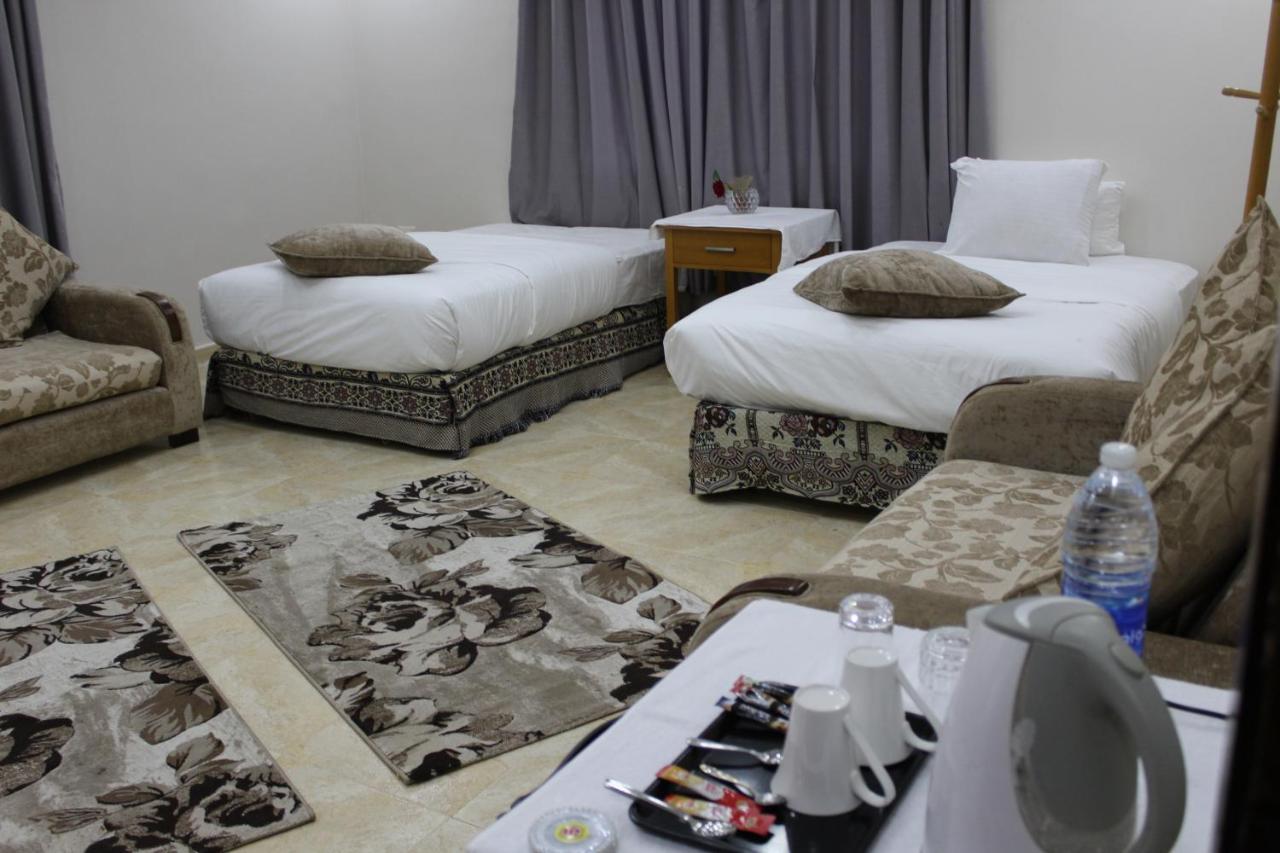 Petra Princess Balqees Hostel Wadi Musa Buitenkant foto